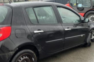 Boitier UCH RENAULT CLIO 3