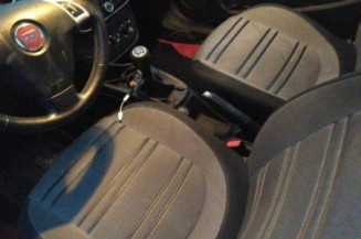 Pretensionneur de ceinture avant gauche FIAT PUNTO EVO 3