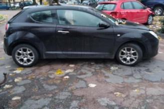 Poignee porte avant gauche ALFA ROMEO MITO