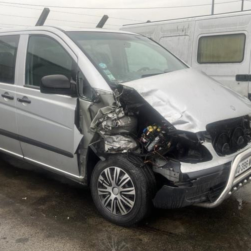 Etrier arriere droit (freinage) MERCEDES VITO 639 Photo n°6