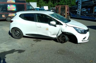 Feu arriere stop central RENAULT CLIO 4