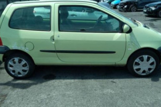 Pare boue avant gauche RENAULT TWINGO 1