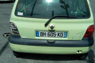 Pare boue avant gauche RENAULT TWINGO 1