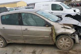 Pompe à carburant RENAULT CLIO 3