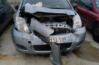 Pretensionneur de ceinture avant gauche TOYOTA YARIS 2