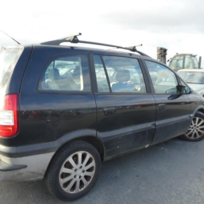 Plage arriere OPEL ZAFIRA A Photo n°4