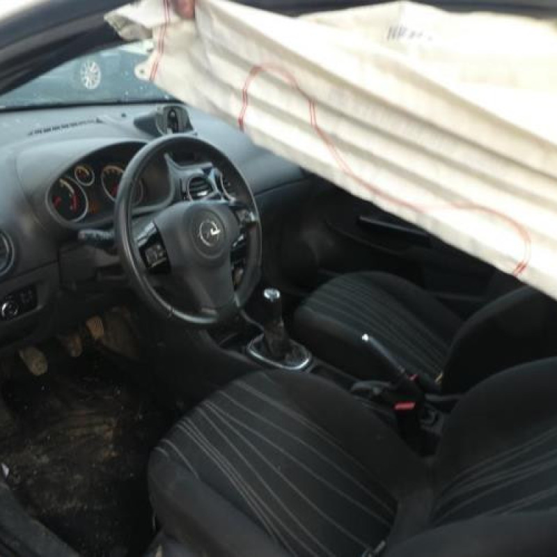 Custode arriere gauche OPEL CORSA D Photo n°6