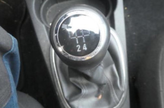 Bouton de warning OPEL CORSA D