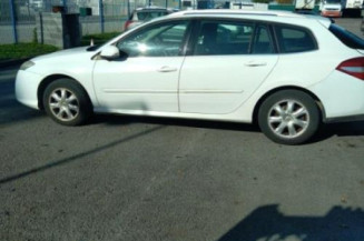 Boitier UCH RENAULT LAGUNA 3