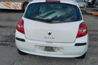 Renfort pare choc arriere (traverse) RENAULT CLIO 3