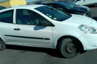 Boitier UCH RENAULT CLIO 3