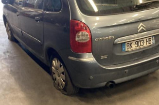 Pare boue avant gauche CITROEN XSARA PICASSO