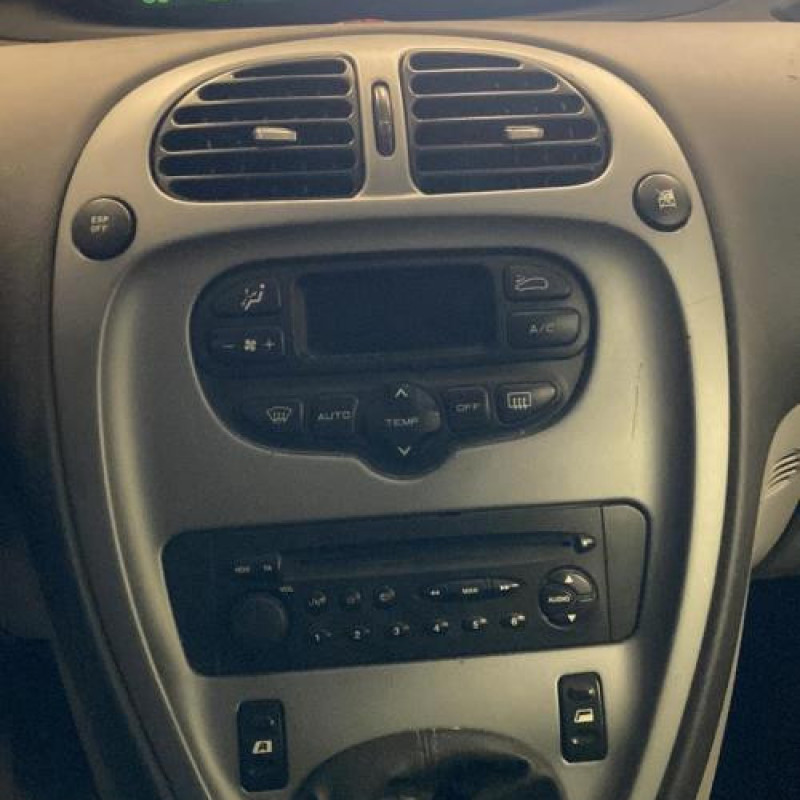 Poignee interieur avant droit CITROEN XSARA PICASSO Photo n°12