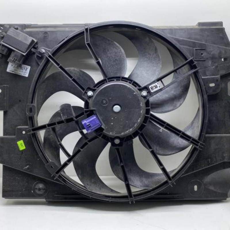 Moto ventilateur radiateur RENAULT CLIO 4 Photo n°1