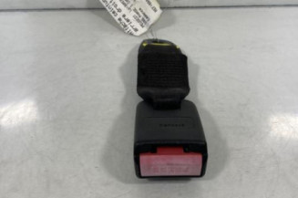 Attache ceinture arriere droit PEUGEOT 206