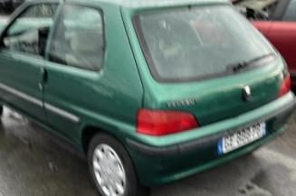 Aile avant droit PEUGEOT 106