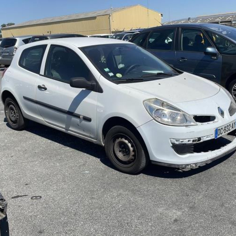 Renfort pare choc arriere (traverse) RENAULT CLIO 3 Photo n°3