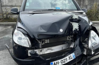 Interrupteur de leve vitre arriere droit MERCEDES CLASSE B 245