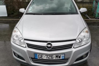 Plage arriere OPEL ASTRA H