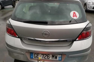 Plage arriere OPEL ASTRA H