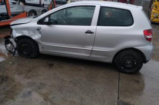 Pretensionneur de ceinture avant gauche VOLKSWAGEN FOX