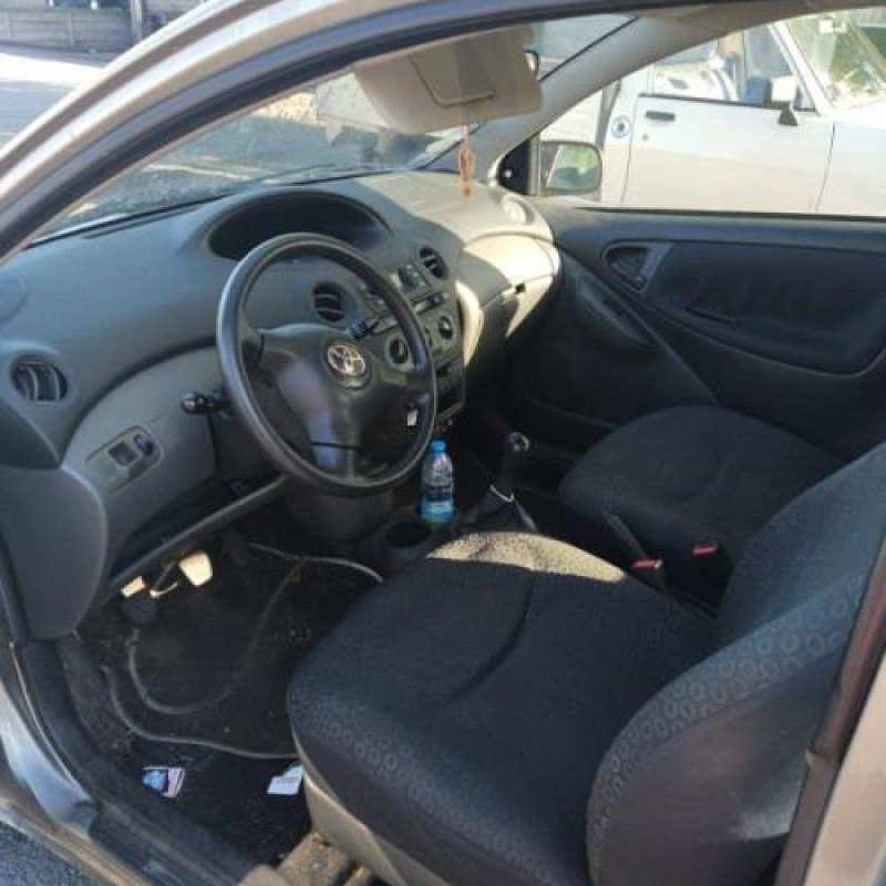 Poignee interieur avant gauche TOYOTA YARIS 1 Photo n°8