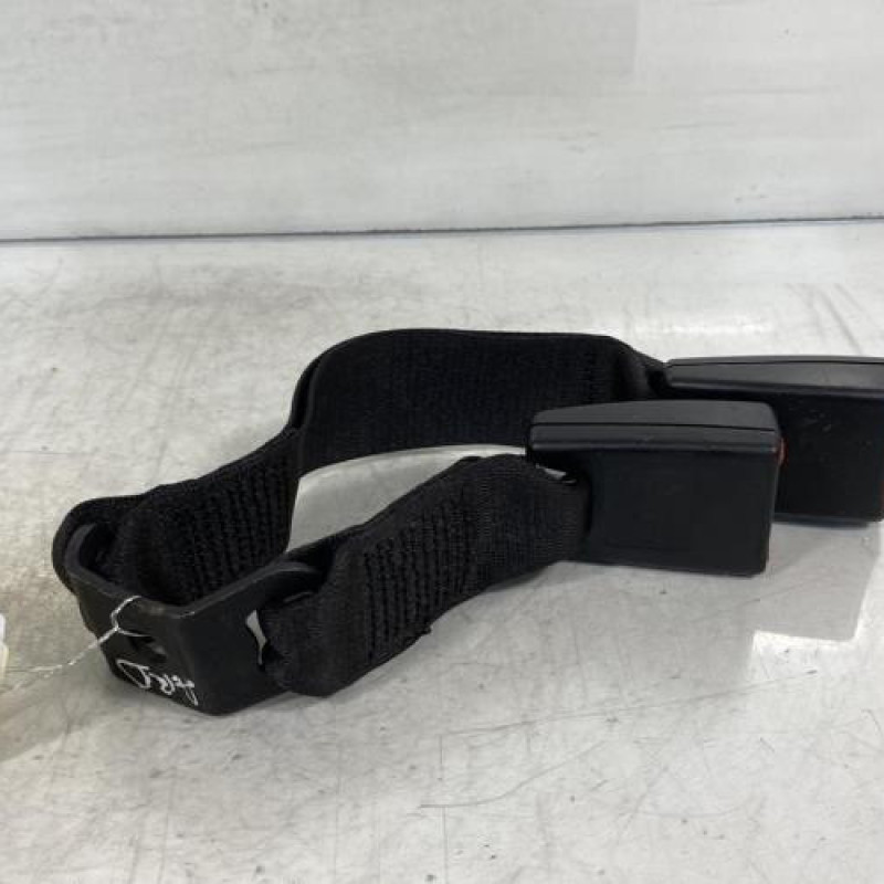 Attache ceinture arriere droit BMW SERIE 1 E87 Photo n°3