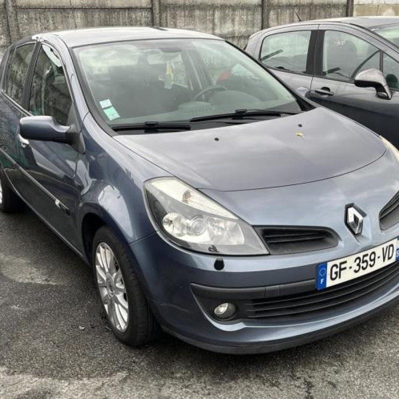 Boitier UCH RENAULT CLIO 3 Photo n°6