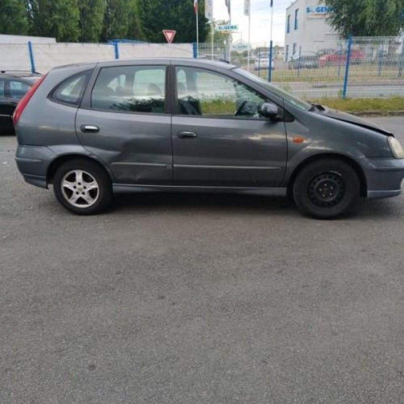 Malle/Hayon arriere NISSAN ALMERA TINO Photo n°7