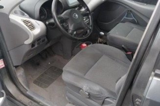 Malle/Hayon arriere NISSAN ALMERA TINO