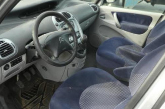 Poignee interieur avant droit CITROEN XSARA PICASSO