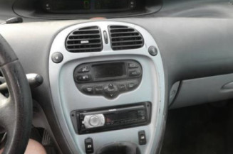 Poignee interieur avant droit CITROEN XSARA PICASSO