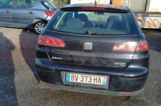 Pare boue avant gauche SEAT IBIZA 3