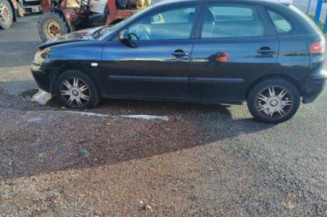 Pare boue avant gauche SEAT IBIZA 3