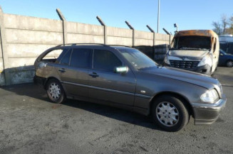 Porte arriere droit MERCEDES CLASSE C 202