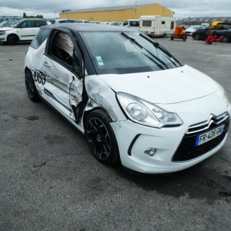 Moteur essuie glace arriere CITROEN DS3 Photo n°4