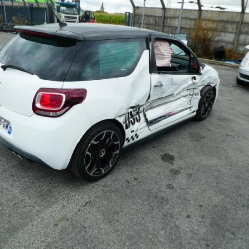 Moteur essuie glace arriere CITROEN DS3 Photo n°5