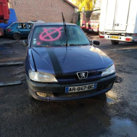 Face avant PEUGEOT 306