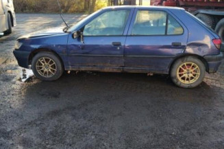 Boitier de prechauffage PEUGEOT 306