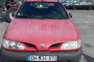 Leve vitre mecanique avant gauche RENAULT MEGANE 1