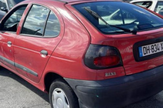 Leve vitre mecanique avant gauche RENAULT MEGANE 1