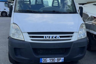 Serrure avant gauche IVECO DAILY 3