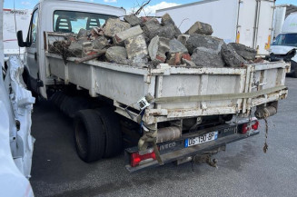 Serrure avant gauche IVECO DAILY 3