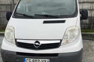 Aile avant droit OPEL VIVARO 1