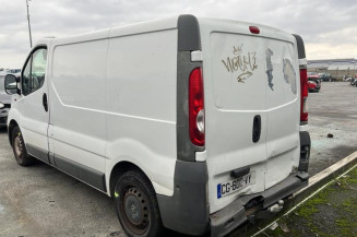 Aile avant droit OPEL VIVARO 1