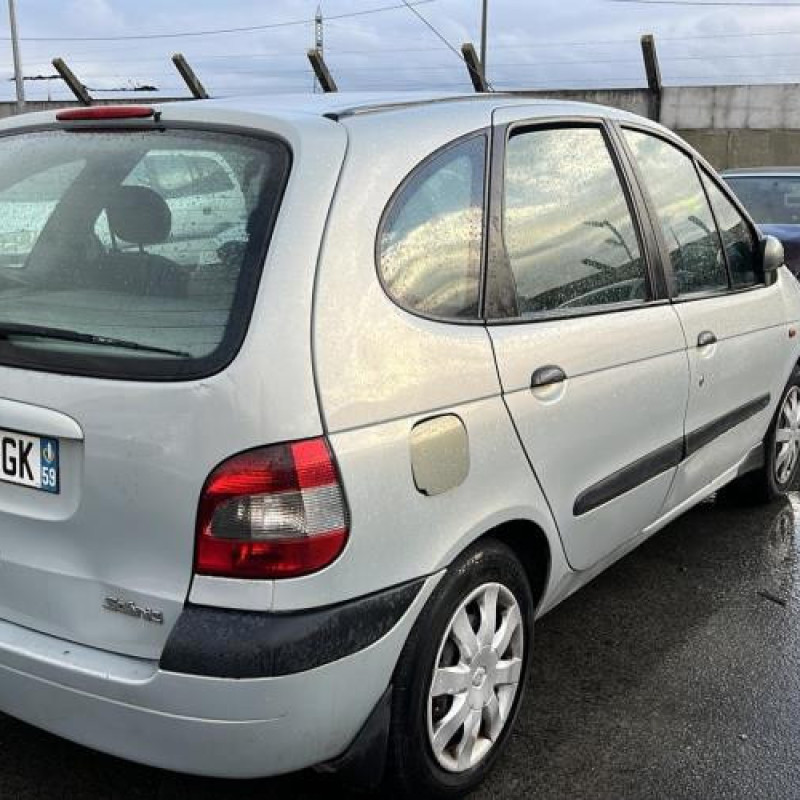 Aile avant gauche RENAULT SCENIC 1 Photo n°8