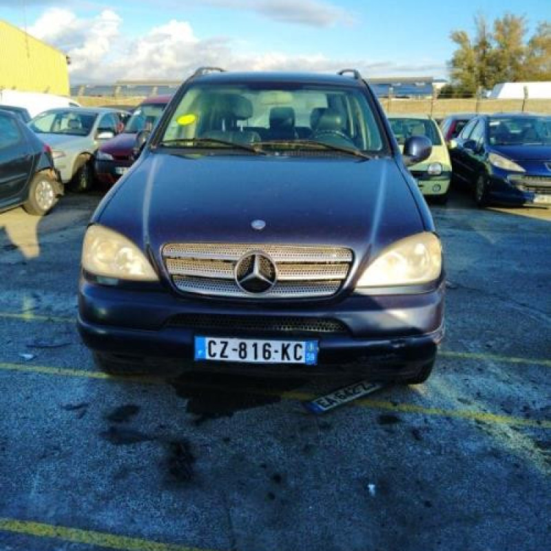 Capot MERCEDES CLASSE M 163 Photo n°6