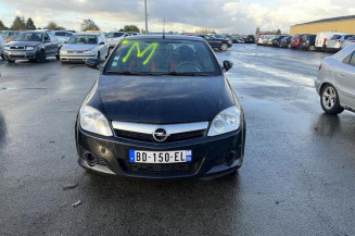 Face avant OPEL TIGRA 2