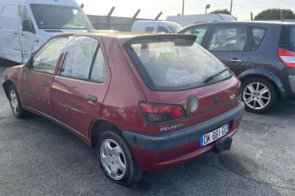 Poignee porte arriere droit PEUGEOT 306