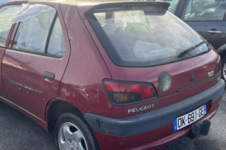 Poignee porte avant gauche PEUGEOT 306